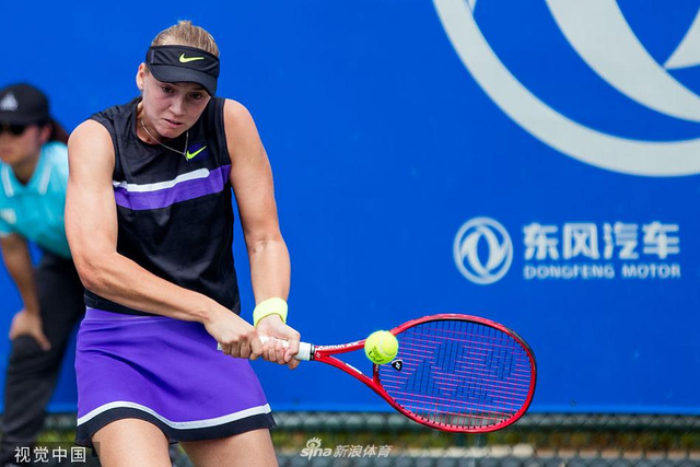 以球会友 以球会友