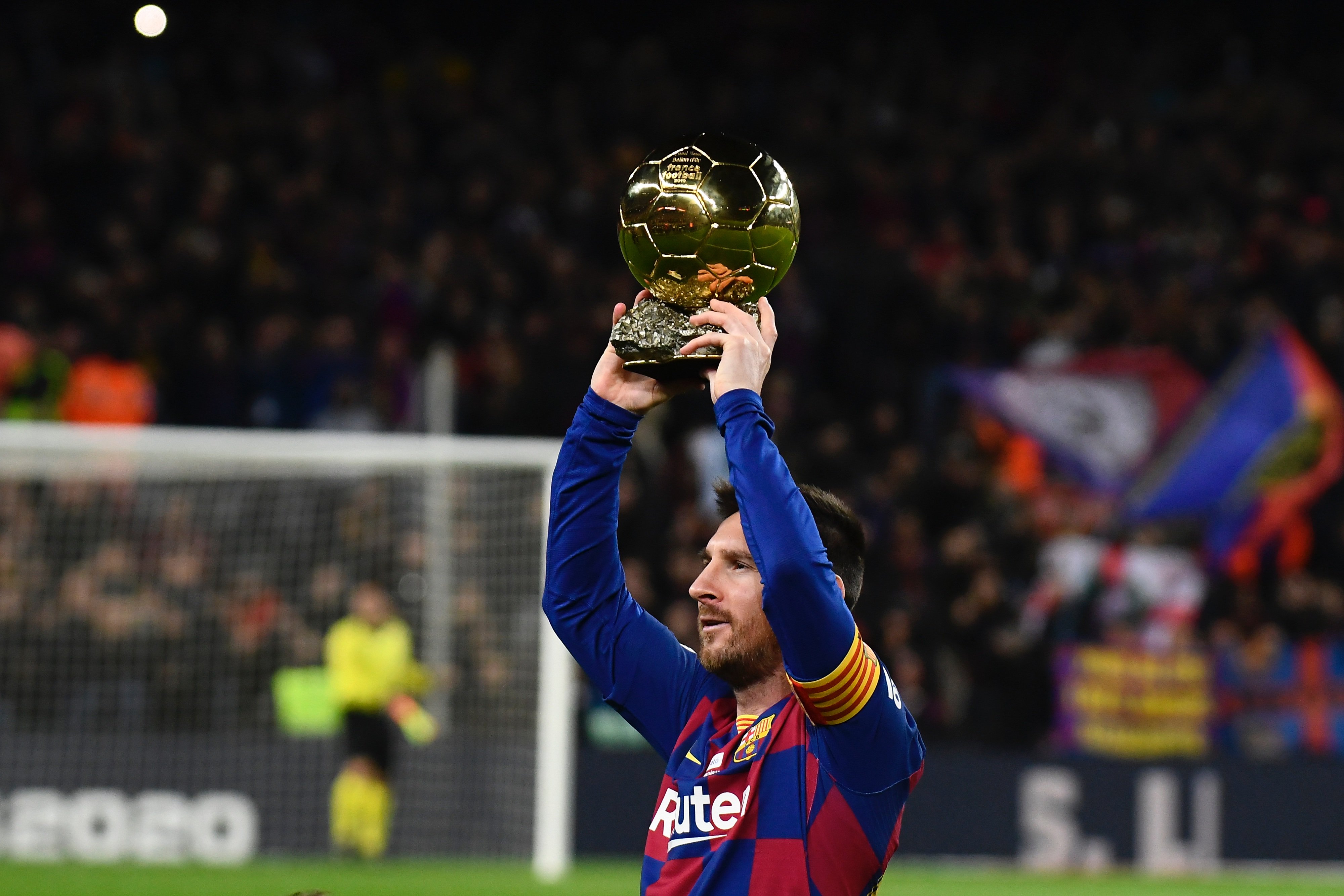 他还特别注 他还特别注